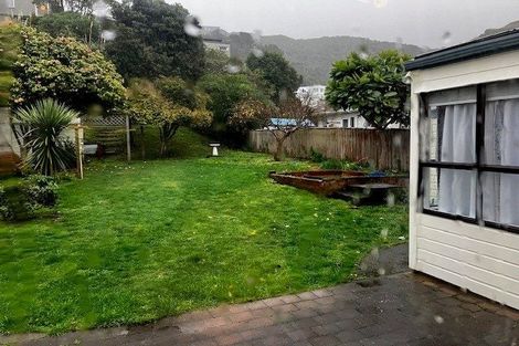 Photo of property in 70 Derwent Street, Island Bay, Wellington, 6023