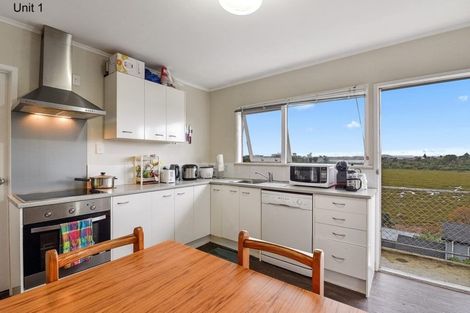 Photo of property in 71 College Road, Northcote, Auckland, 0627