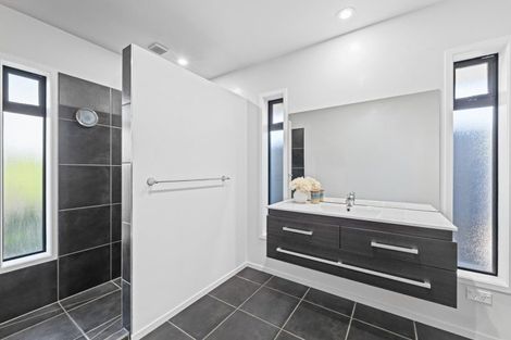 Photo of property in 10 Silk Close, Witherlea, Blenheim, 7201