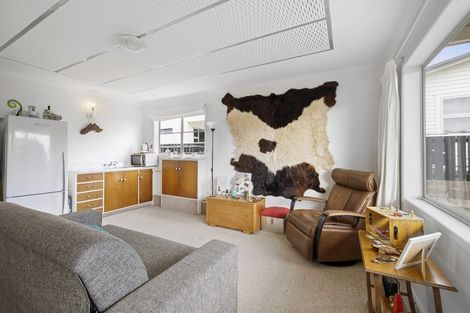 Photo of property in 426 Devon Street West, Lynmouth, New Plymouth, 4310