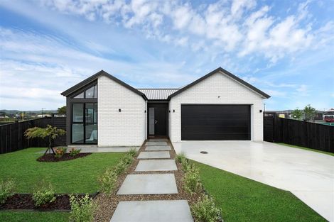 Photo of property in 22 Kakano Street, Clevedon, 2582