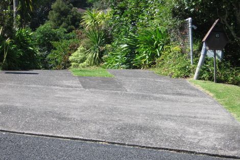 Photo of property in 6 Barker Rise, Northcross, Auckland, 0632