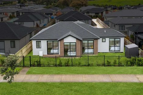 Photo of property in 28 Perkins Street, Papakura, 2110