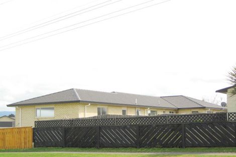 Photo of property in 2a Elizabeth Grove, Stratford, 4332