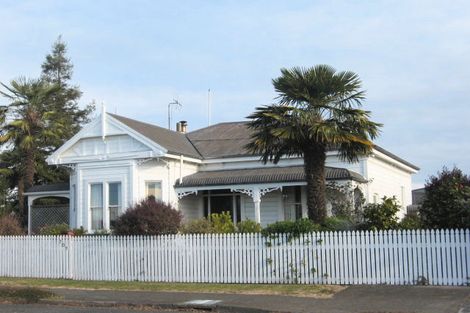 Photo of property in 709 Victoria Street, Parkvale, Hastings, 4122