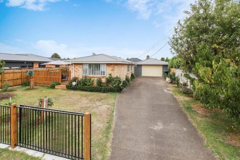 Photo of property in 9 Warwick Avenue, St Andrews, Hamilton, 3200