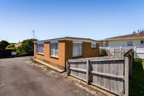 Photo of property in 2/56 Young Street, New Plymouth, 4310