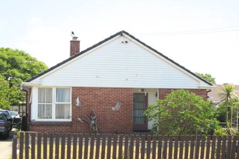 Photo of property in 37 Merrington Crescent, Aranui, Christchurch, 8061