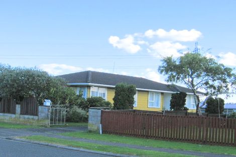 Photo of property in 21 Zelda Avenue, Clover Park, Auckland, 2023