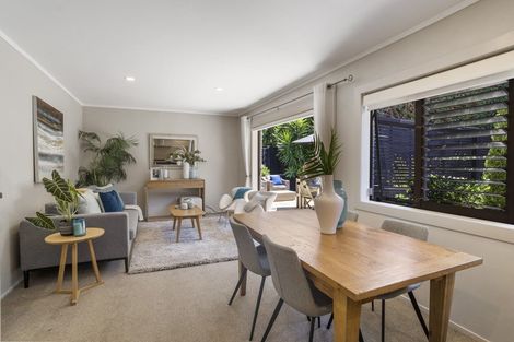 Photo of property in 16a Huapai Street, Onehunga, Auckland, 1061