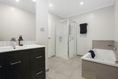 Photo of property in 8 Chaffinch Road, Hobsonville, Auckland, 0616