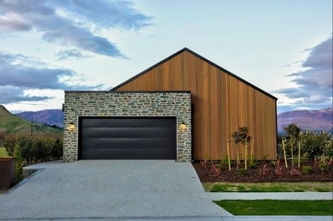 Photo of property in Kawarau Heights, 29 Kawarau Heights Boulevard, Lake Hayes, Queenstown, 9304