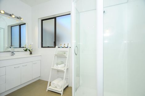 Photo of property in 13 Orsova Place, Lynfield, Auckland, 1042