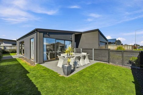 Photo of property in 46 Blakes Road, Belfast, Christchurch, 8051