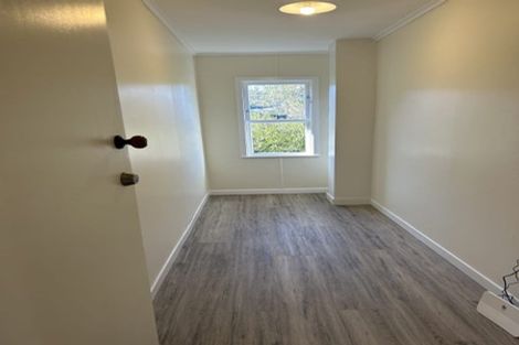 Photo of property in 10 Khouri Avenue, Karori, Wellington, 6012