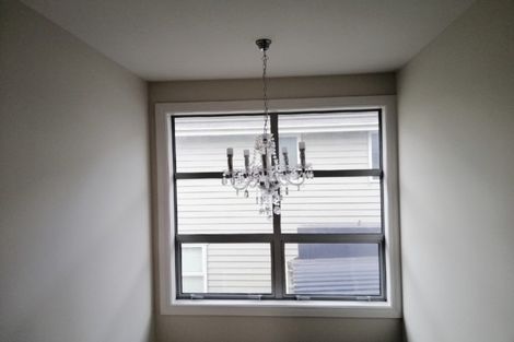 Photo of property in 1 Peat Way, Takanini, 2112