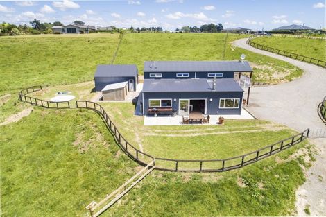 Photo of property in 34 Highland View Drive, Tokomaru, Palmerston North, 4474