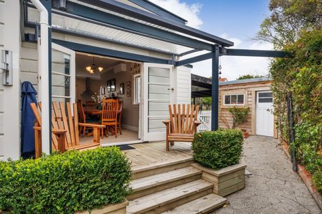 Photo of property in 11 Kings Court, Roslyn, Palmerston North, 4414