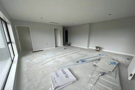 Photo of property in 16 Lumber Rise, Swanson, Auckland, 0614