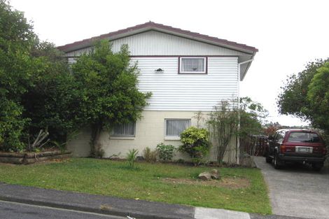 Photo of property in 3 Mirovale Place, Totara Vale, Auckland, 0629