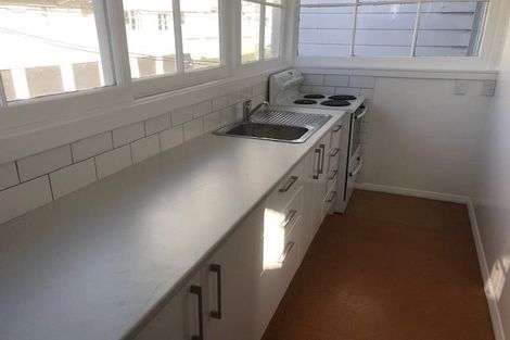 Photo of property in 130 Brougham Street, Mount Victoria, Wellington, 6011