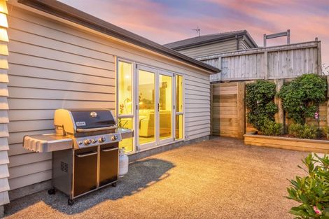 Photo of property in 53 Staithes Drive North, Whitby, Porirua, 5024