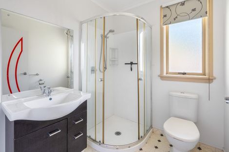 Photo of property in 69 Easther Crescent, Kew, Dunedin, 9012