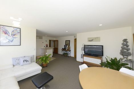 Photo of property in 2/82 Middleton Road, Upper Riccarton, Christchurch, 8041