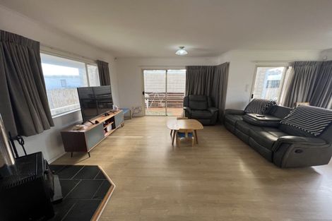 Photo of property in 12b Rosier Road, Glen Eden, Auckland, 0602