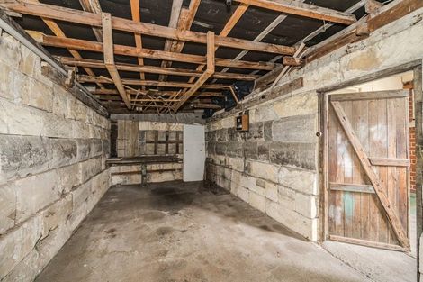 Photo of property in 1 Gladstone Drive, Oamaru North, Oamaru, 9400