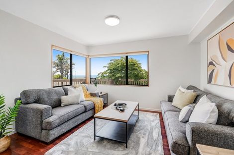 Photo of property in 8b Duncansby Road, Stanmore Bay, Whangaparaoa, 0932