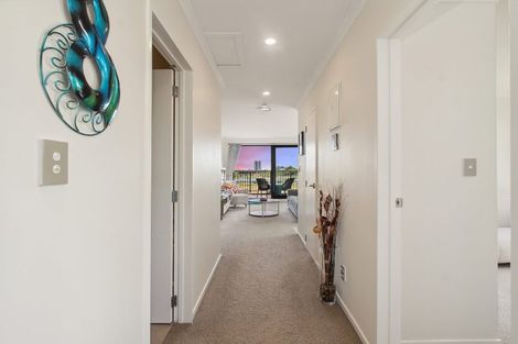 Photo of property in 8/1 Coral Tree Avenue, Wiri, Auckland, 2104