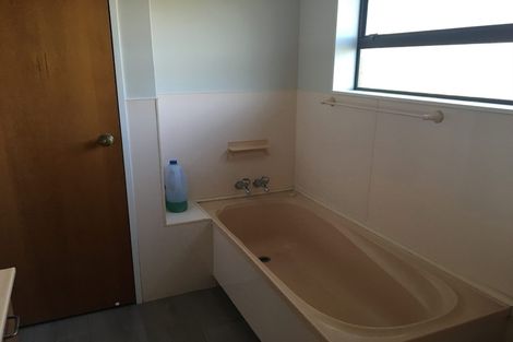 Photo of property in 9a Coronation Road, Mangere Bridge, Auckland, 2022