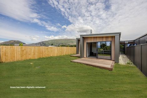 Photo of property in 30 Burbank Road, Wanaka, 9382