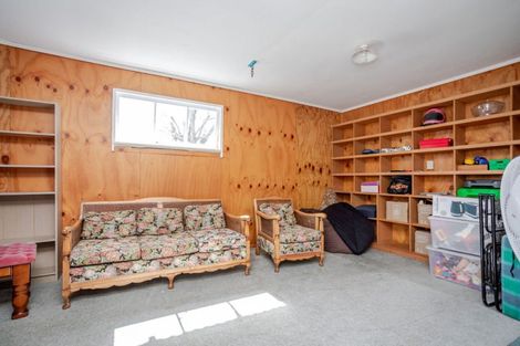 Photo of property in 18 Albert Street, Dannevirke, 4930