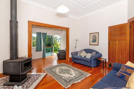 Photo of property in 4 Banks Street, Tolaga Bay, 4077