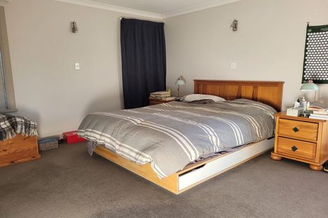 Photo of property in 99 Kuratawhiti Street, Greytown, 5794