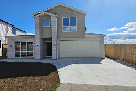 Photo of property in 8 Ritetai Street, Clarks Beach, 2122