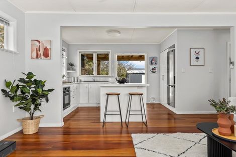 Photo of property in 2 Coleman Street, Paraparaumu, 5032
