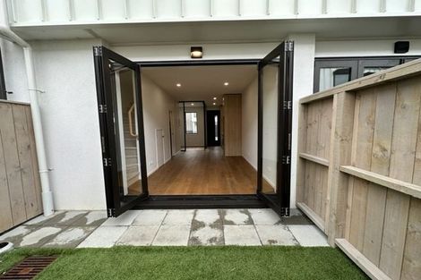 Photo of property in 6 Hadlow Terrace, Grey Lynn, Auckland, 1021