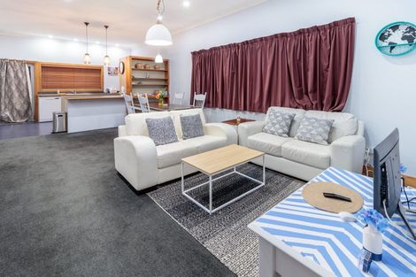 Photo of property in 132 Surrey Street, Forbury, Dunedin, 9012