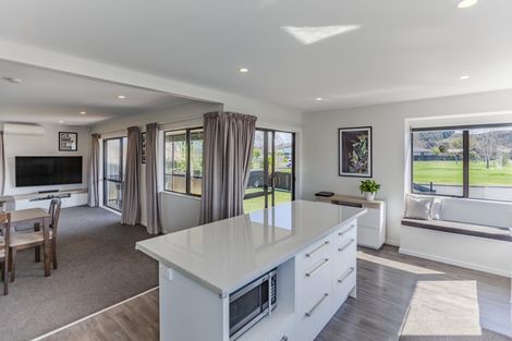 Photo of property in 30 Whiting Crescent, Greenmeadows, Napier, 4112