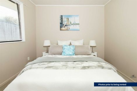 Photo of property in 34b Madigan Place, Glendene, Auckland, 0602