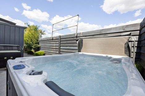 Photo of property in 4/440 Ulster Street, Beerescourt, Hamilton, 3200