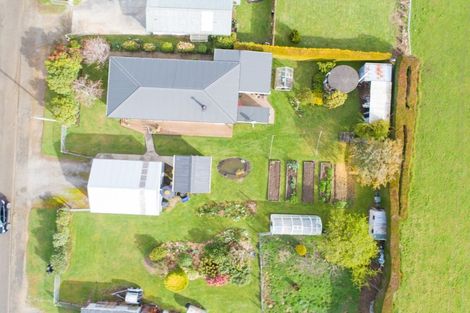 Photo of property in 26 Tokanui-haldane Road, Tokanui, 9884