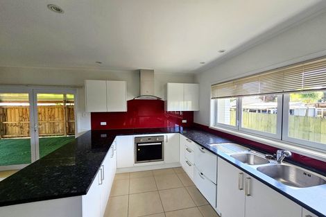 Photo of property in 90 Tirimoana Road, Te Atatu South, Auckland, 0602