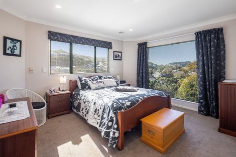 Photo of property in 5 Ridley Green, Churton Park, Wellington, 6037