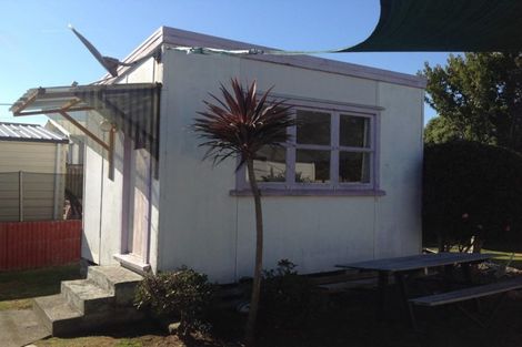 Photo of property in 42 Richmond Street, Waitara, 4320