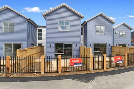 Photo of property in 3/29 May Street, Mount Maunganui, 3116