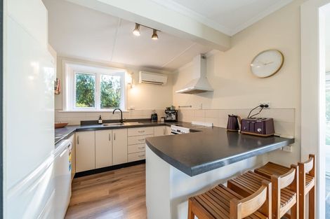 Photo of property in 165 Park Road, Carterton, 5713